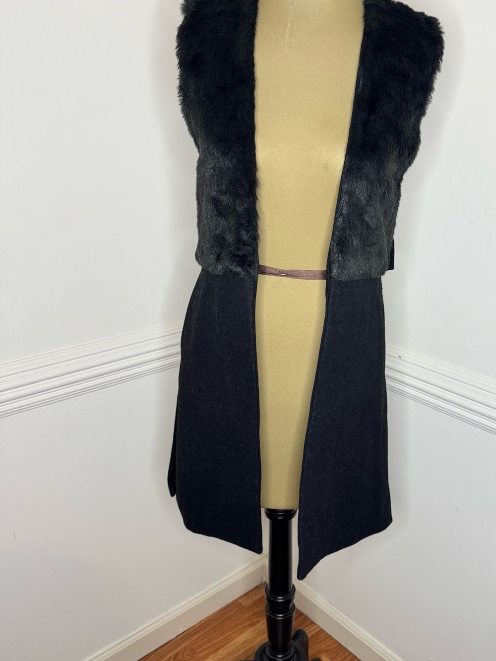 Black Faux Fur Trim Long Vest with Pockets